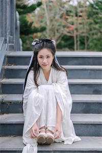 明月有光人有情