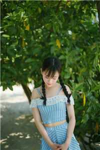 莫用爱囚我