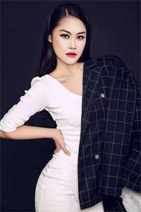 当首辅夫人穿成了现代落难真千金