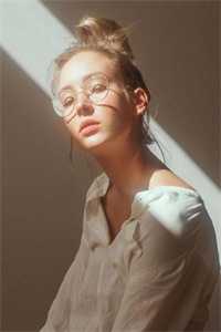 婚礼那天未婚妻和我的心腹联手杀了我