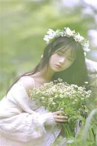 制琴小弟子是女的