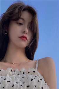 小熊和少女