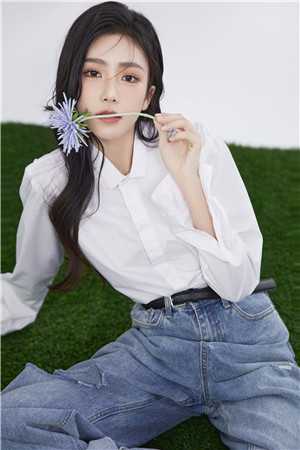 两房刃下骨生花