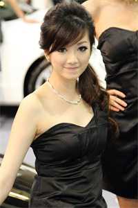 破产老公为青梅害死女儿，我走后他跪地痛哭