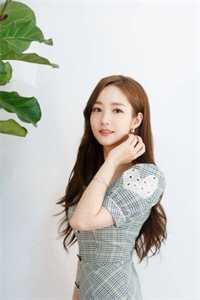 闪婚小妻摁墙上，爹系老公他很馋！