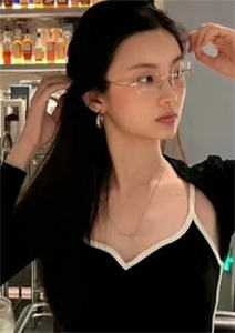 装穷老公偷娶黑珍珠后，我送他全家入狱