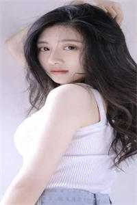 穿到十年后，我打脸渣男父子