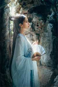 错认白月光，将军的替身夫人