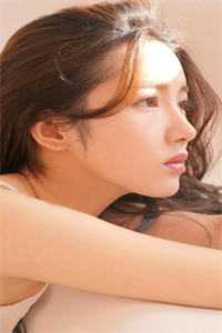 被养母关进弃婴塔后，军人父亲杀疯了