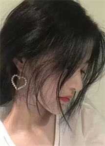 穿越各世界，我把把都被捧上天