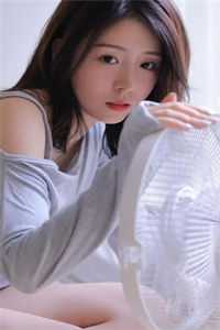重生嫡女：我把纨绔爹养成皇帝啦