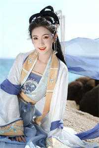 老公的女兄弟给我当伴娘
