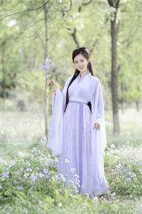 闺蜜同嫁，离婚后千亿总裁悔疯了
