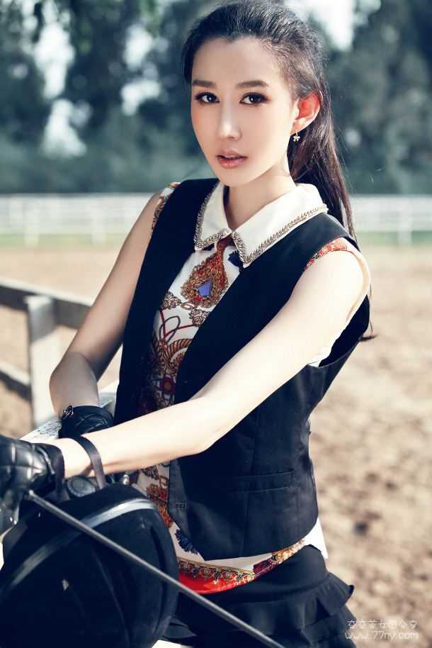 嫌我黄脸婆，离婚后我飒爆设计圈