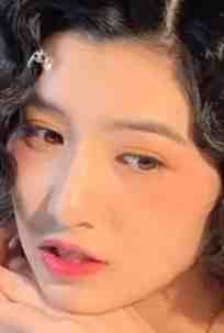 穿成小三妈妈后我怒扇女儿