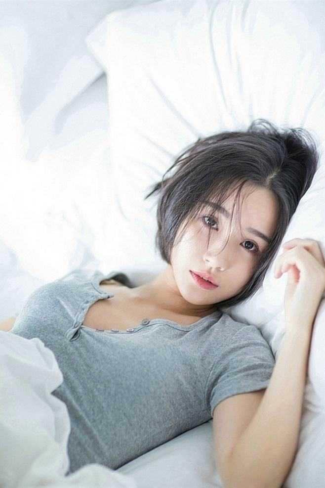 狱皇归来，我以无敌镇世间