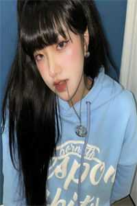 妈妈死后，我被骂不孝女火遍全网