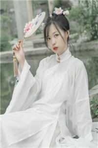 表姐出生自带系统，却拿系统害死我