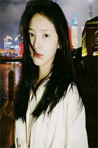 瘫痪皇族贵女另嫁他人后，赘婿疯了