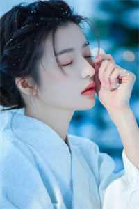 与六根清净的佛子赌下婚约后，背叛我的三个魂兽悔疯了