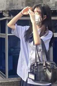 歌手大赛，老公白月光要抢我女儿的冠军