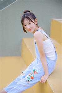 从此星辰远，归途似海深