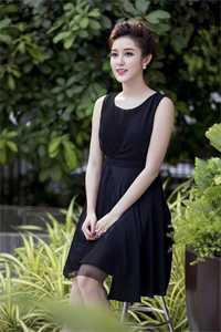 生产当天，老公纵容白月光拿我脐带跳绳