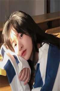 男友拿血珍珠向新欢求婚