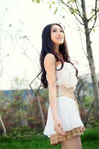 结婚三年仍完璧，离婚军官哭红眼