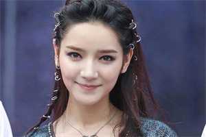 莫比乌斯商战：13次循环暴富成神