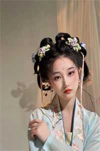 老公小三刷我的卡，抢我女儿的交流会名额