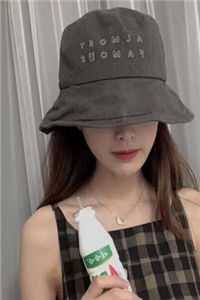 老婆非认黑皮男人当儿子后，我放手了