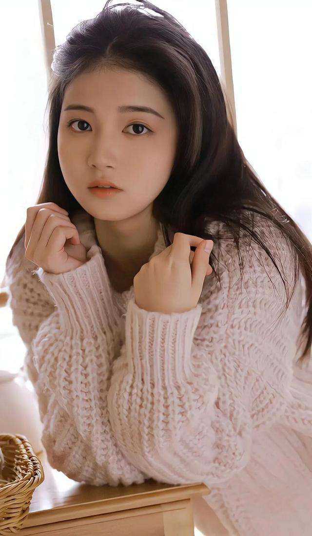 他的女同学怀孕后，我闪婚了