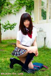 八零，厂长女儿手撕出轨凤凰男