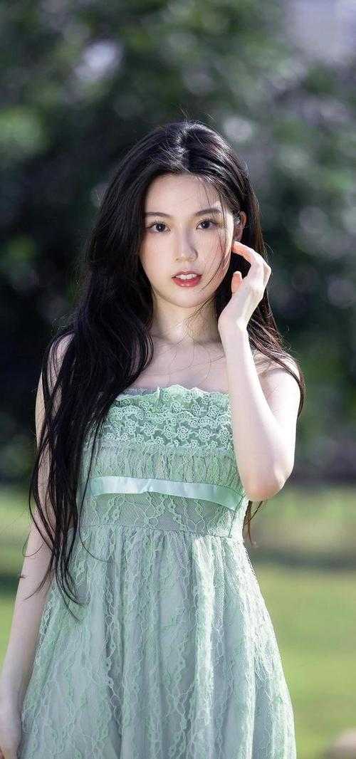 晚风吹散情丝，你我死生不见