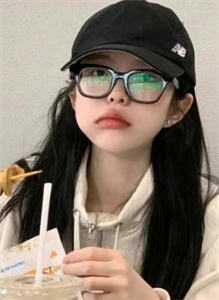 为了给富豪丈夫还债，龙凤胎儿女在马戏团打工坠亡