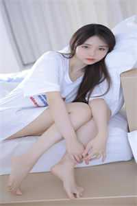 胖美人重生后，手撕写弹幕骗我的表姑娘