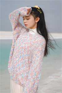 我被卖给村里的三个疯子