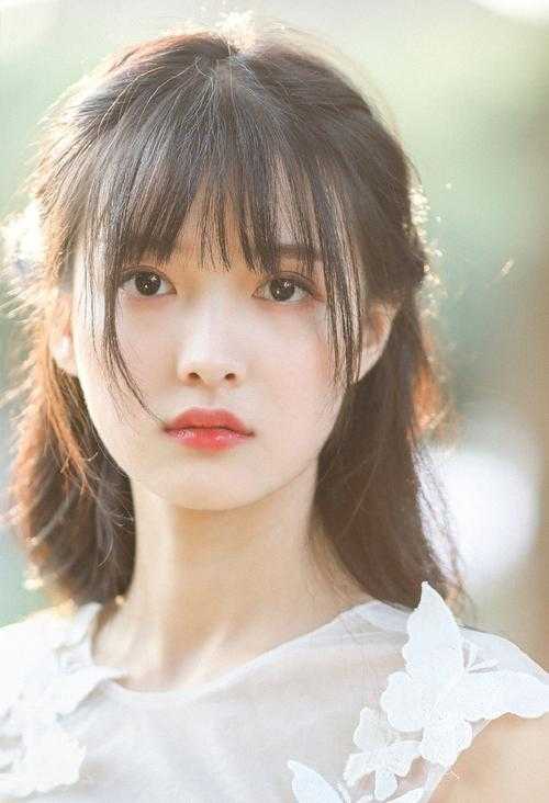 诱情陷阱：妻子闺蜜的诱惑