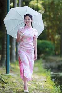 重生后我踹了太子，他和我妹锁死