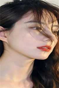 女友在系统里废掉我，她后悔了