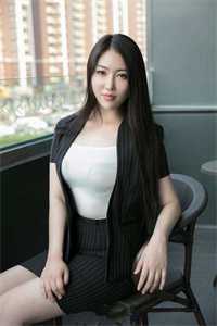 女儿塞给我两万块，我跟她断绝关系了