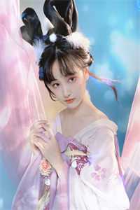 班级小太妹霸凌同学是放屁大王，我决定出手教育她