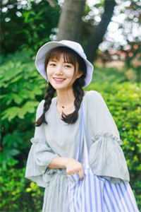 老婆为初恋送我喂狼后，她疯了