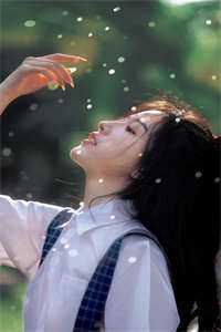 和替婚庶女成亲后，侯府悔疯了
