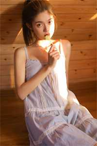 老婆在和助理在大冒险对视半分钟，我果断离婚