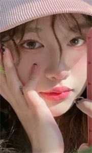 富豪人在家中坐，天上掉下亲闺女
