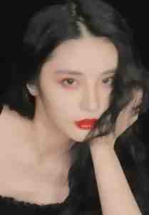 我女友清冷白月光？她是病娇财阀