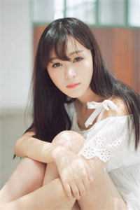 绑定美女返还系统，开局直接王炸