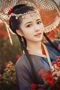 绑定美女返还系统，开局直接王炸